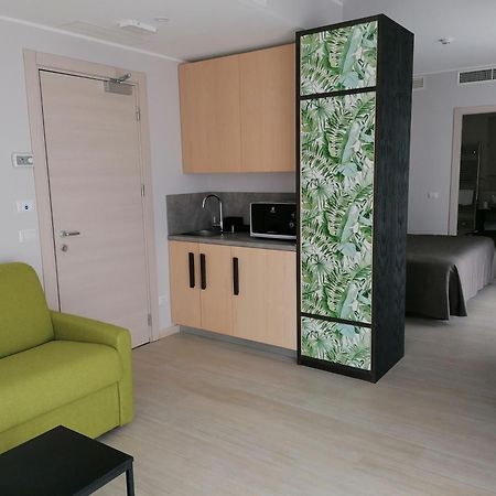 Hotel Boston Стреза Экстерьер фото